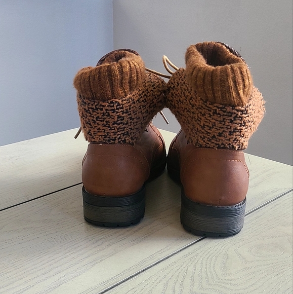 Brown/tan Combat Boots - Picture 3 of 9